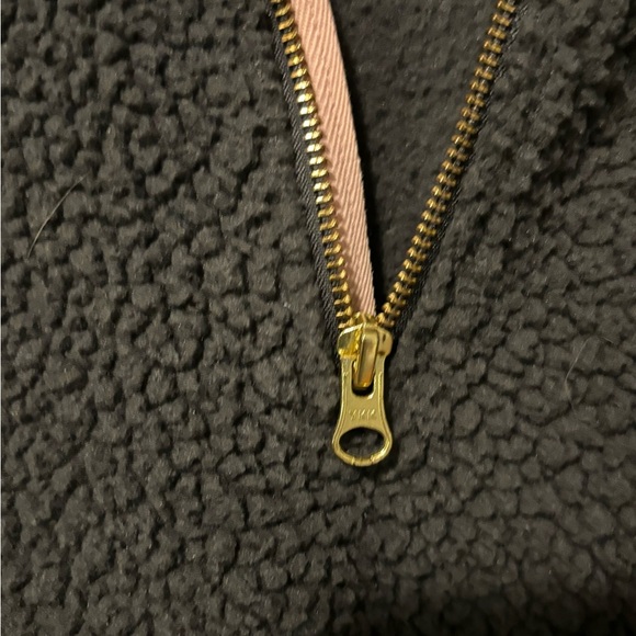 Womens Old Navy Quarter zip Sherpa. Size small - Picture 3 of 6